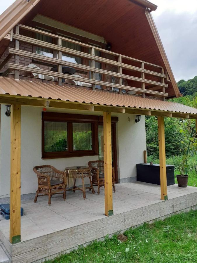 Cottage Forest Stream Visoko Exterior foto
