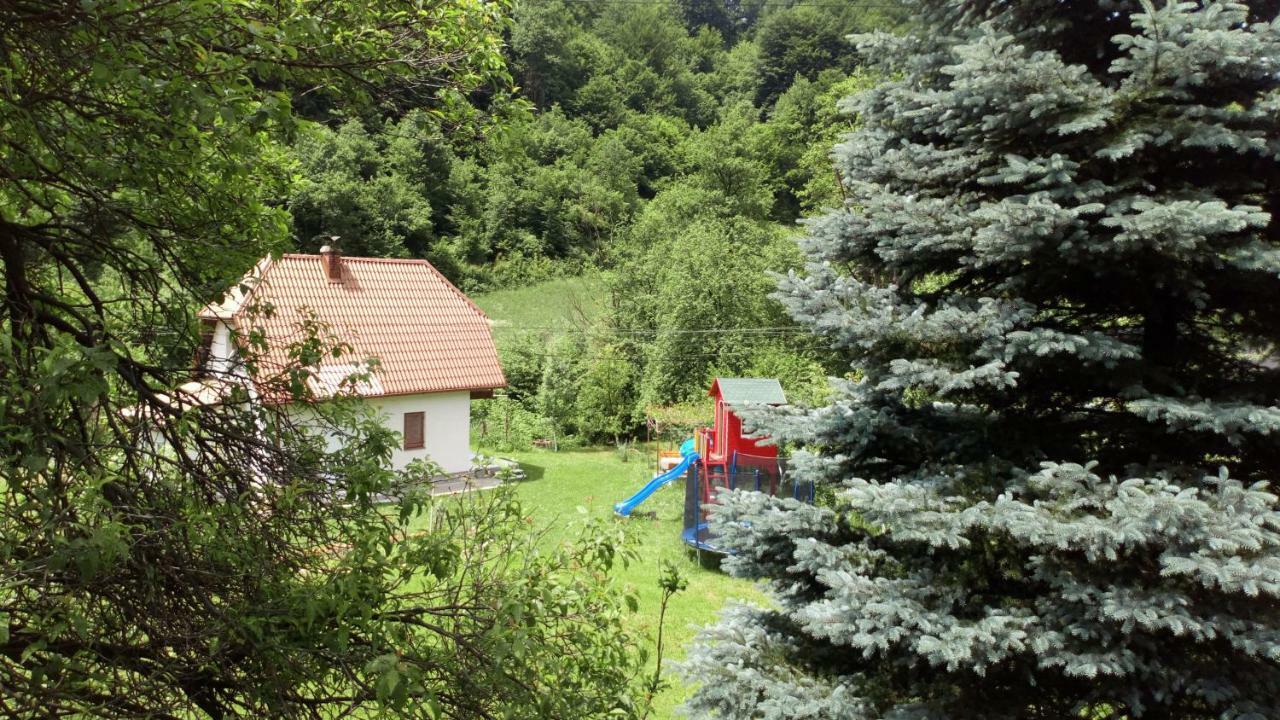 Cottage Forest Stream Visoko Exterior foto
